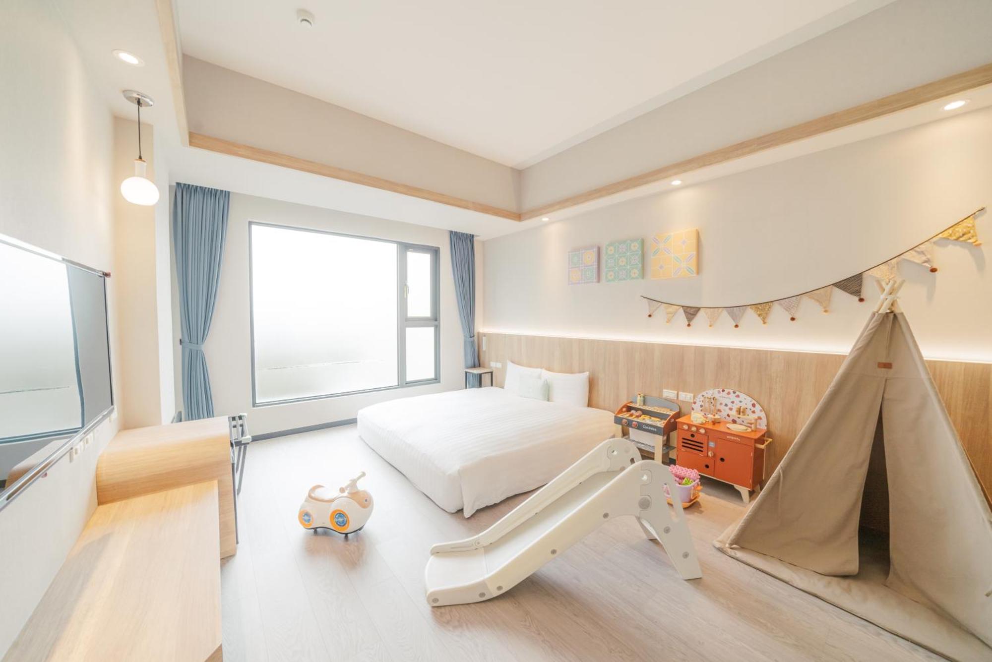 Hotel Liyaou Chiayi City Exteriör bild